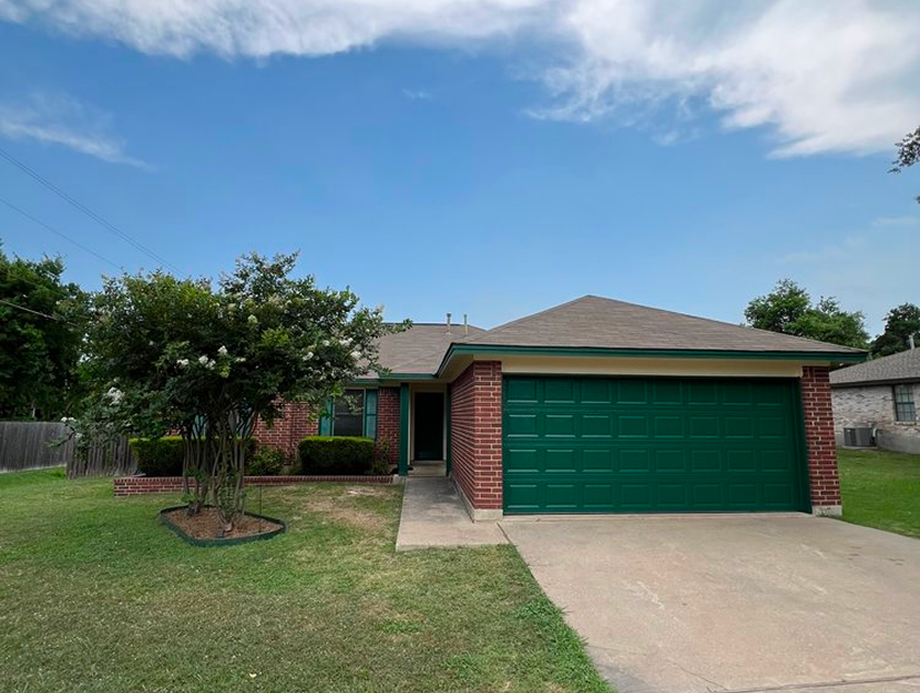 Exterior siding and paint job completed in Pflugerville, Texas.