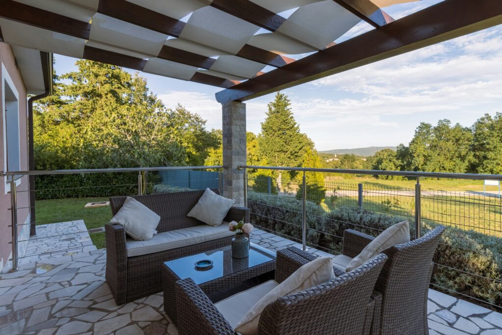 Top Outdoor Living Space Trends for Austin Homes